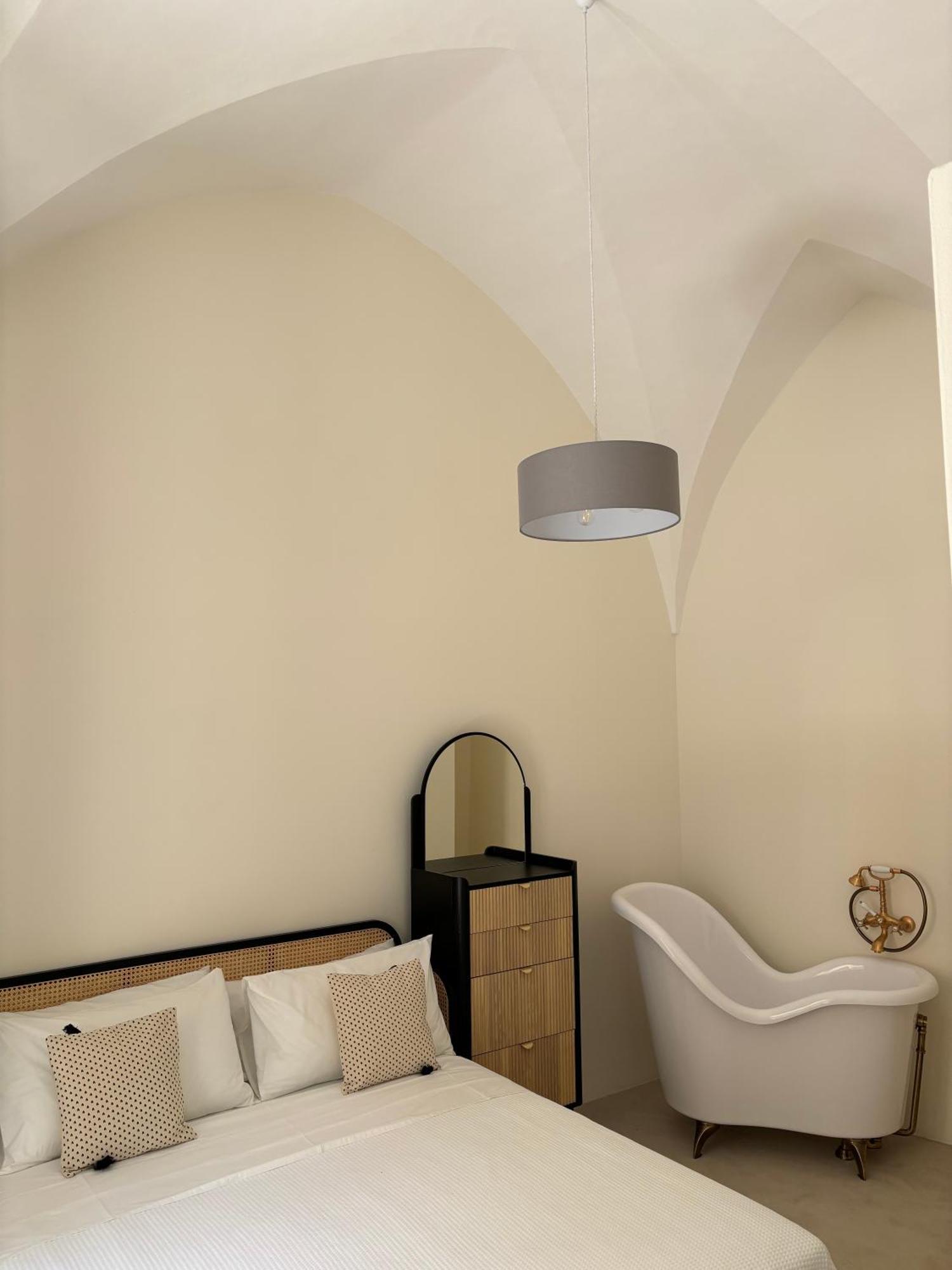 Alora Boutique Suites 레체 외부 사진